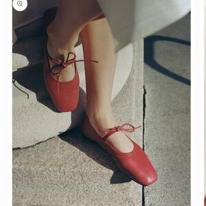 Yuni Buffa Lola Mary Jane Cherry